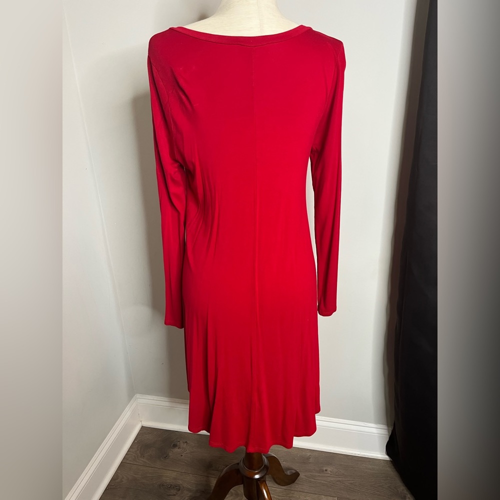 Small, Red - Picture 2 of 3